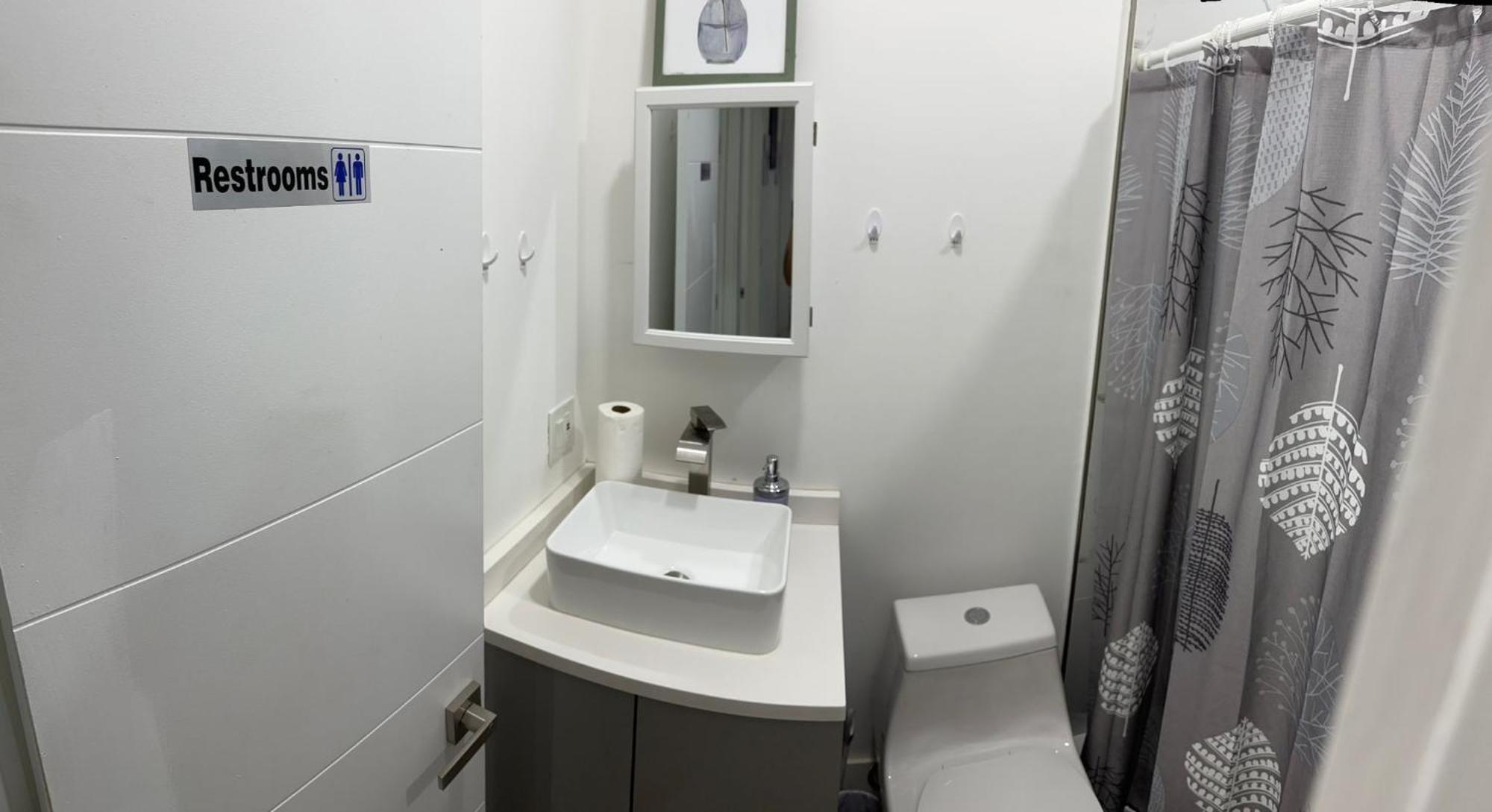 103 Miami Shared Rooms For Men Central Comfortable, Affordable Exterior photo